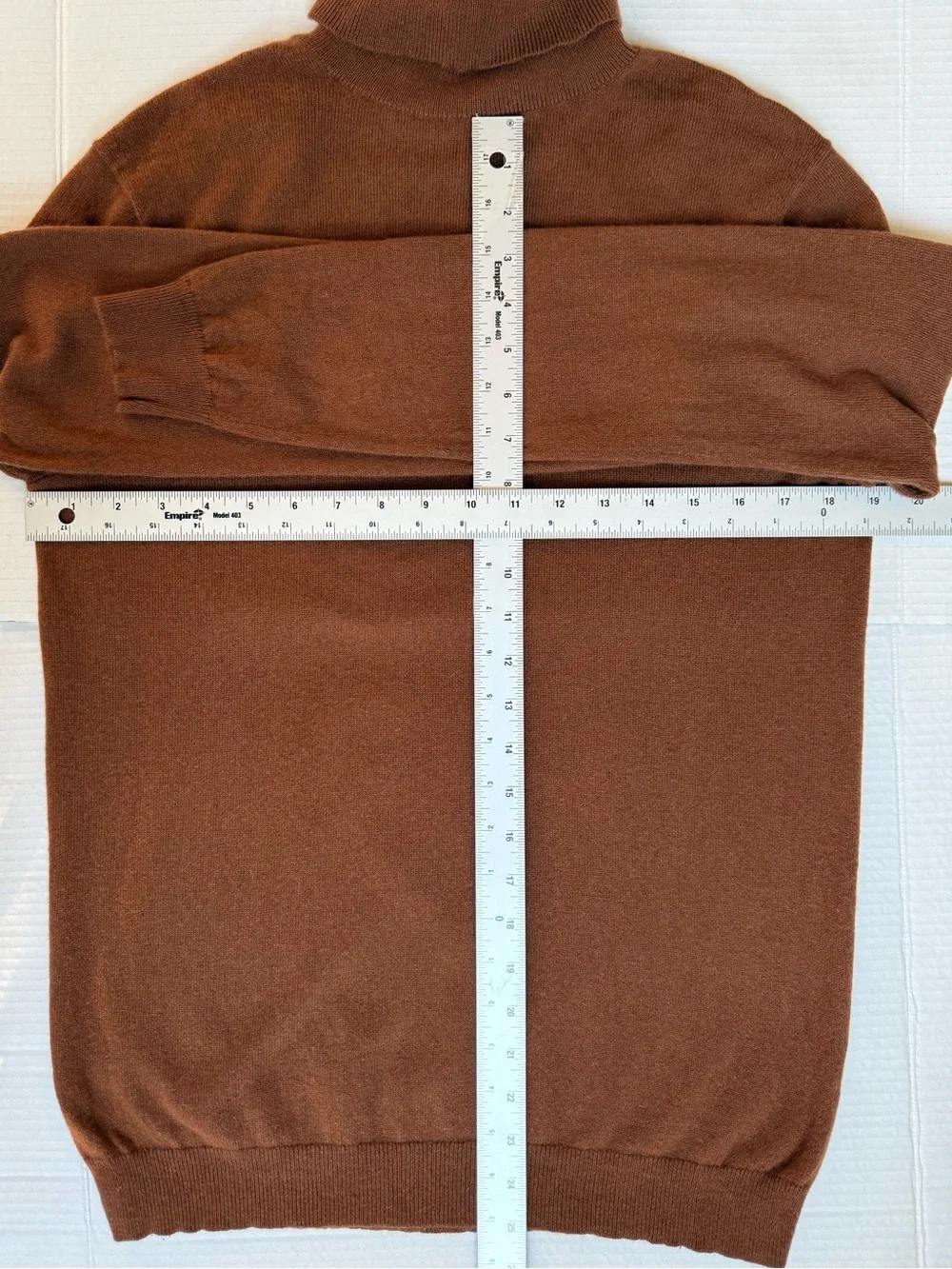 Theory Men’s Brown Turtleneck Fine Knit Sweater Size M